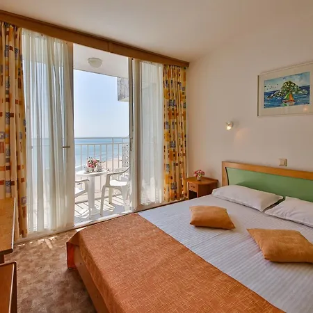 елица Хотел