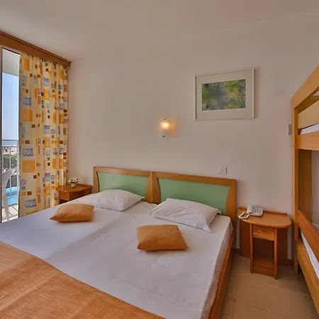 елица Хотел 3*