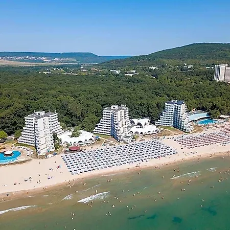 Elitsa Hotel 3*